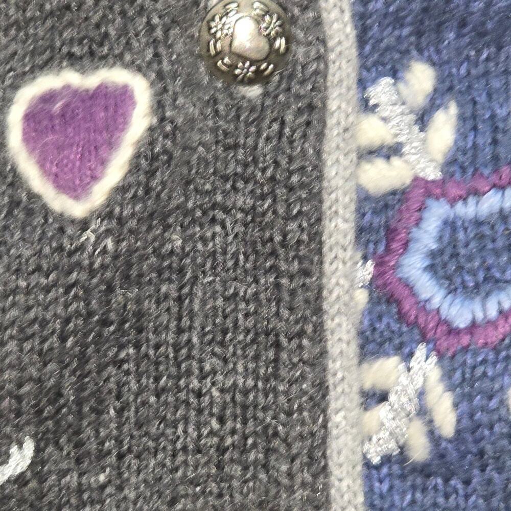 Sweater Vest - Picture 7 of 8